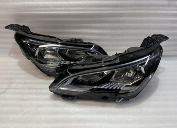 Phare Peugeot 3008