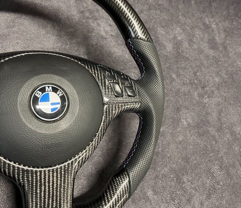 Volant Carbone BMW E46 M3 – Image 3