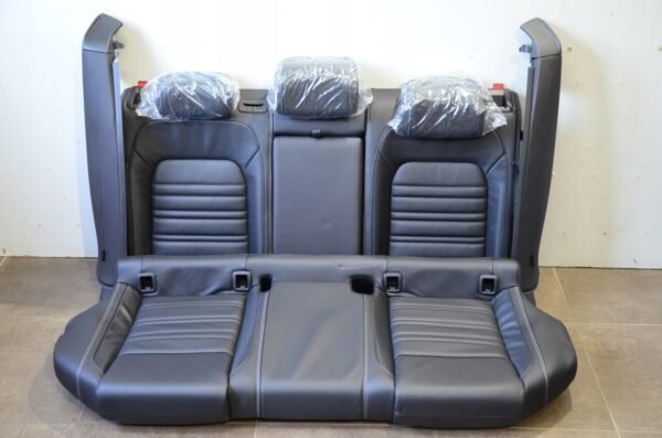 Intérieur VW PASSAT B8 LIFT R-LINE 2018 CUIR NOIR CARBONE NEUF