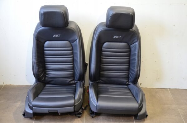 Intérieur VW PASSAT B8 LIFT R-LINE 2018 CUIR NOIR CARBONE NEUF