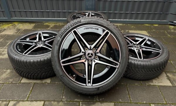 Jeu de roues d'hiver Mercedes 18 pouces