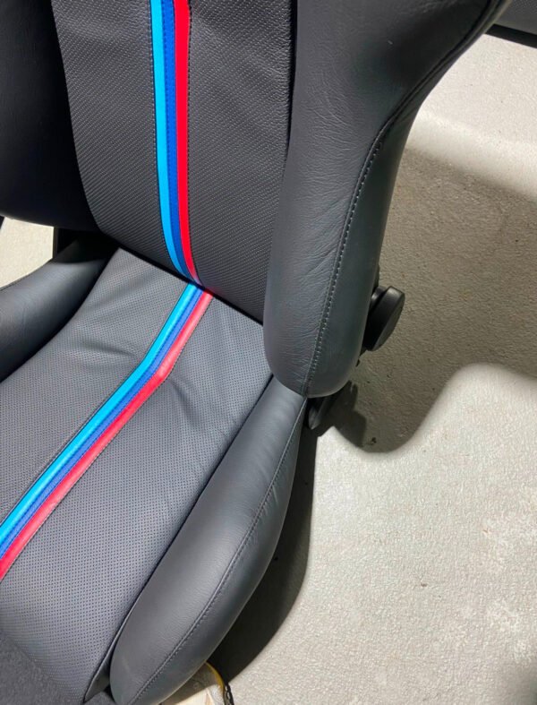 sièges Recaro en cuir véritable avec banquette arrière assortie pour la BMW E 34