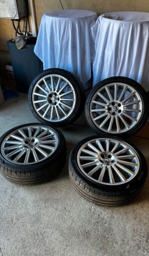 IMG_6289 OZ Racing Golf 4 R32 Wheels with Pirelli PZero Tires