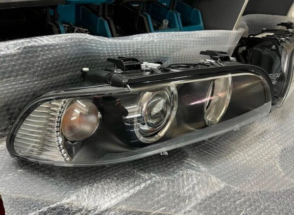 IMG_7268 Nouveau Xénon d'Origine Phares HELLA BMW E39