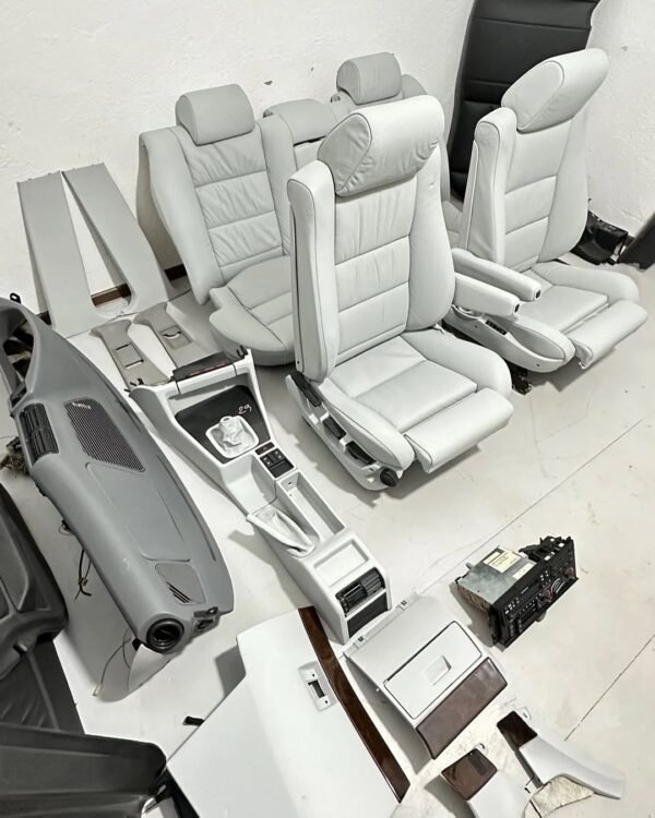 Salon Motorsport BMW E34