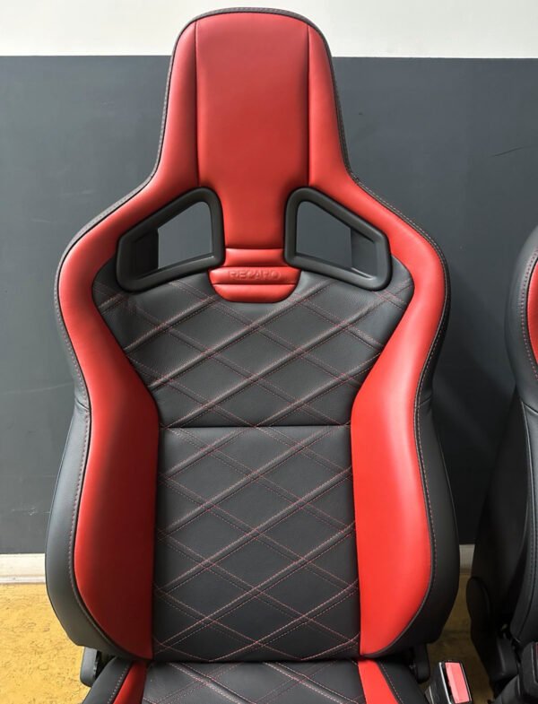 IMG_0319 Recaro Sportster CS Seats for BMW E90/E91/E92