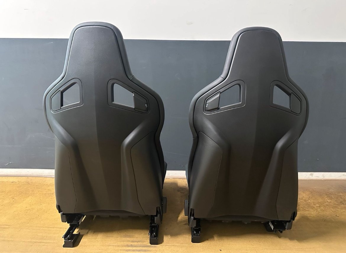 Recaro Sportster CS Seats for BMW E90/E91/E92 – Image 7