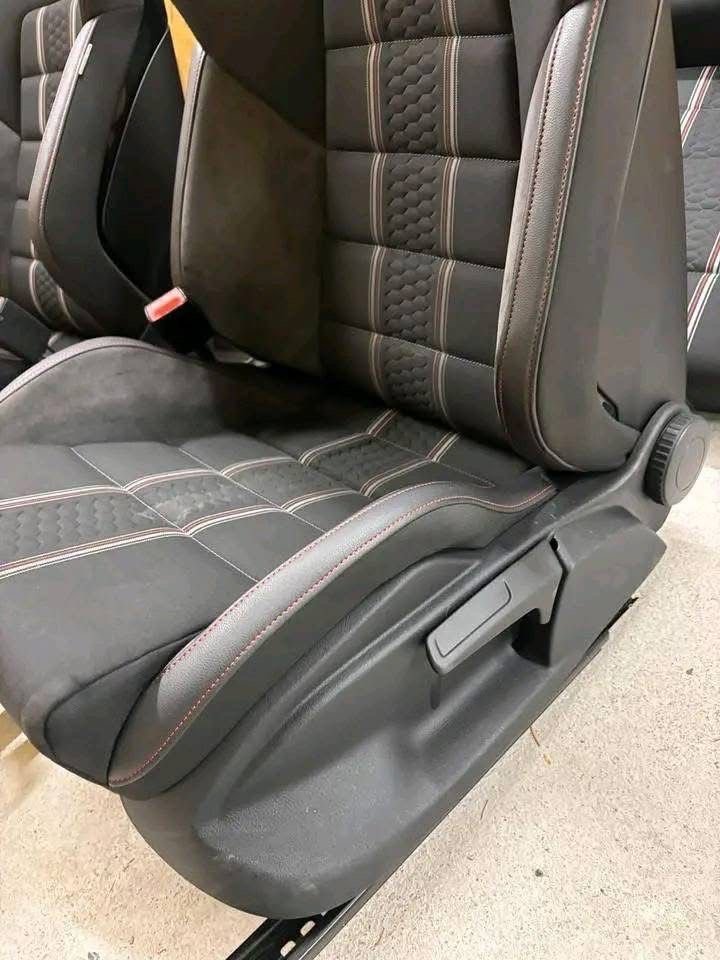 Sièges Sport GTI – État Comme Neuf – Image 7