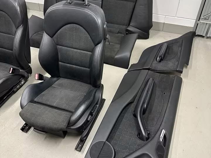 Kit Intérieur BMW E46 M3 Coupé - Authentique et Impeccable – Image 4