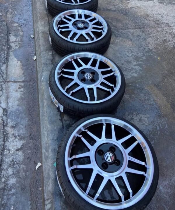 Zunky Snowflake 17” Neuve – Prêtes à Monter