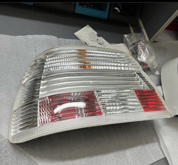 Phares Avant BMW E39 – Hella Blanc