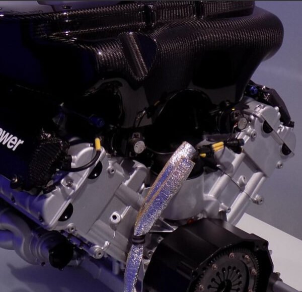 BMW P60B40 Legendary Engine - V8 4.0L Flat Crankshaft