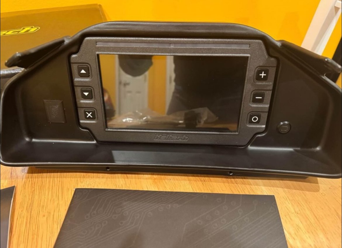 Haltech IC7 Dash – Support de Bord pour BMW E30 – Image 2
