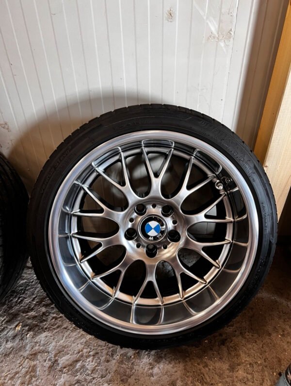 Rondell 0058 18 pouces avec pneus