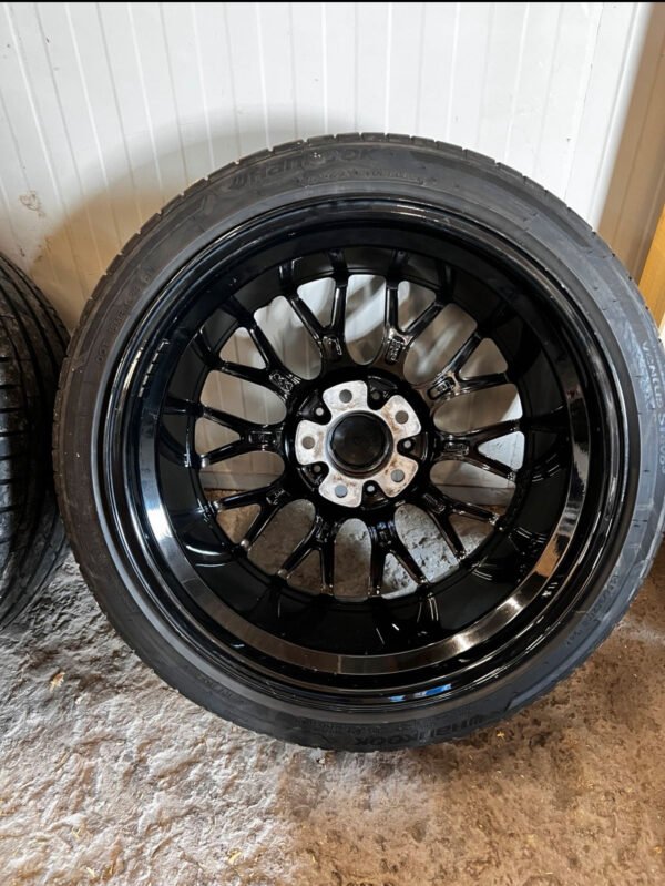 Rondell 0058 18 pouces avec pneus