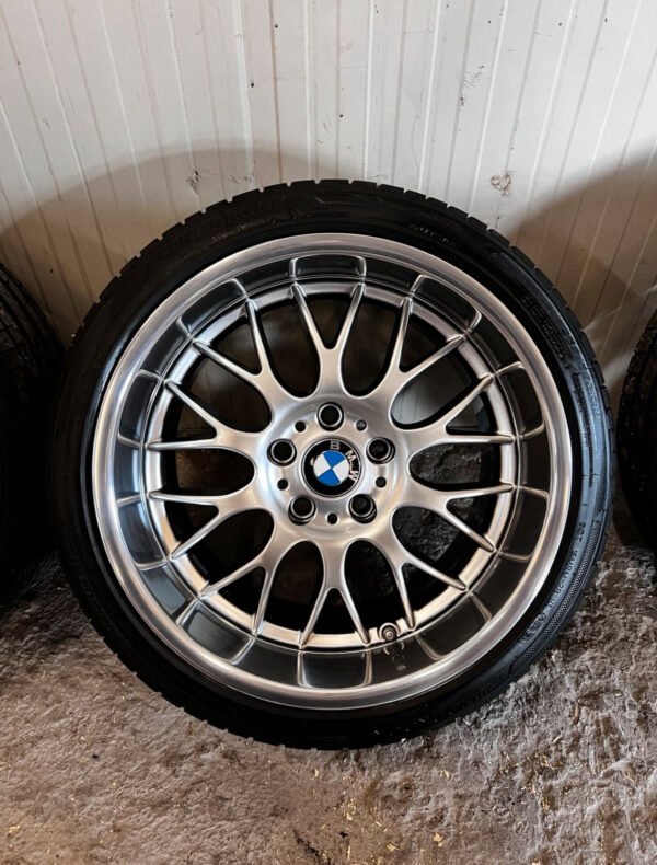 Rondell 0058 18 pouces avec pneus