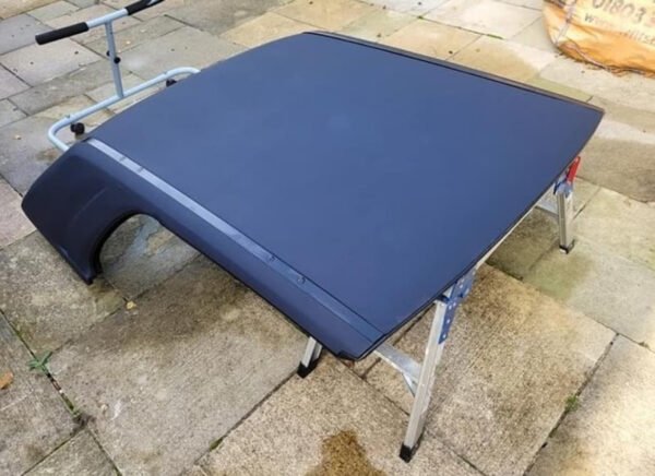 IMG_2568 BMW E30 Toit rigide en parfait état