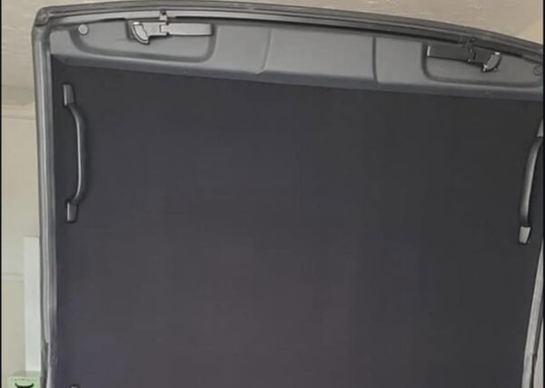 IMG_2571 BMW E30 Toit rigide en parfait état