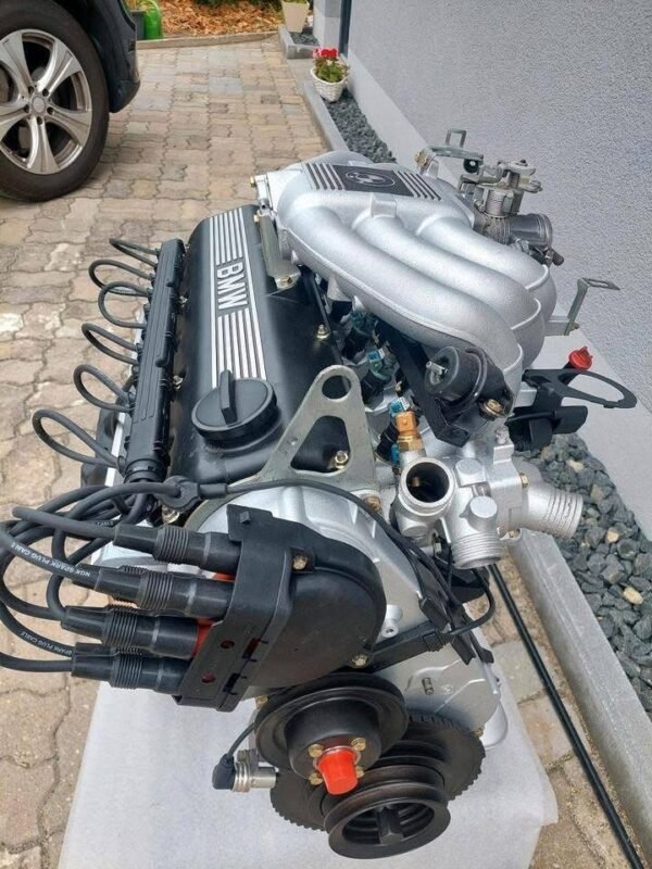 BMW E30 Moteurs 320i / 325i à vendre