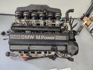 Image JPEG-4E0C-9DD7-D0-1 BMW Motorsport M5 E34 Engine S38B36