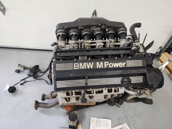 Image JPEG-4E0C-9DD7-D0-17 BMW Motorsport M5 E34 Engine S38B36
