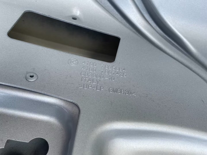 Coffre OEM BMW M3 E46 CSL – Image 6