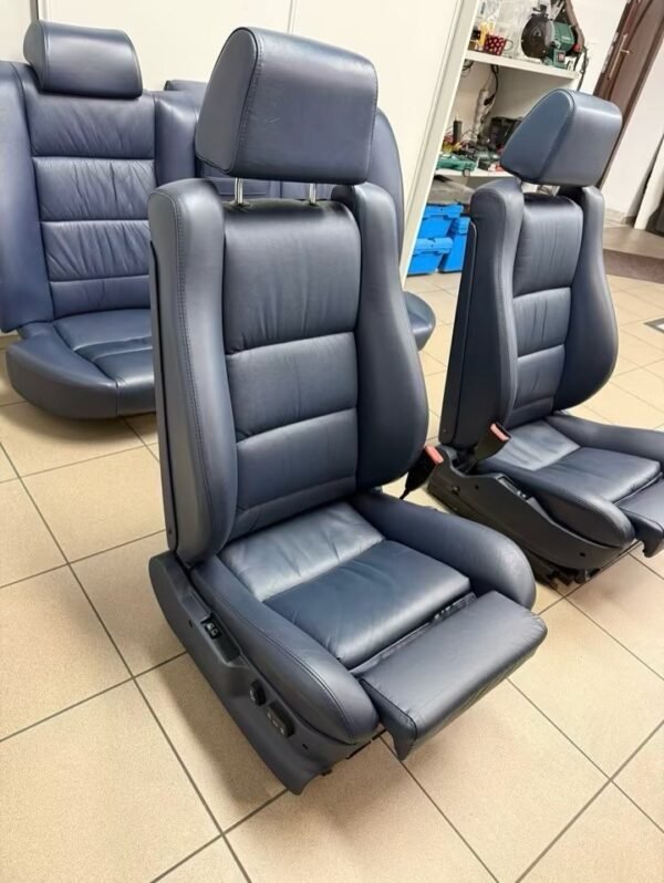 BMW E34 M5 Seats