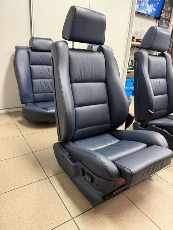 BMW E34 M5 Seats