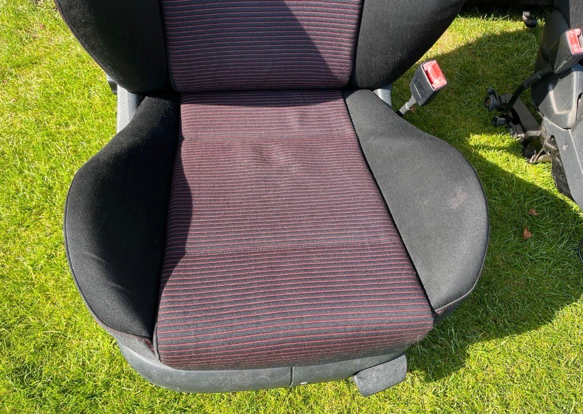 Sièges Golf 4 GTI – Image 6
