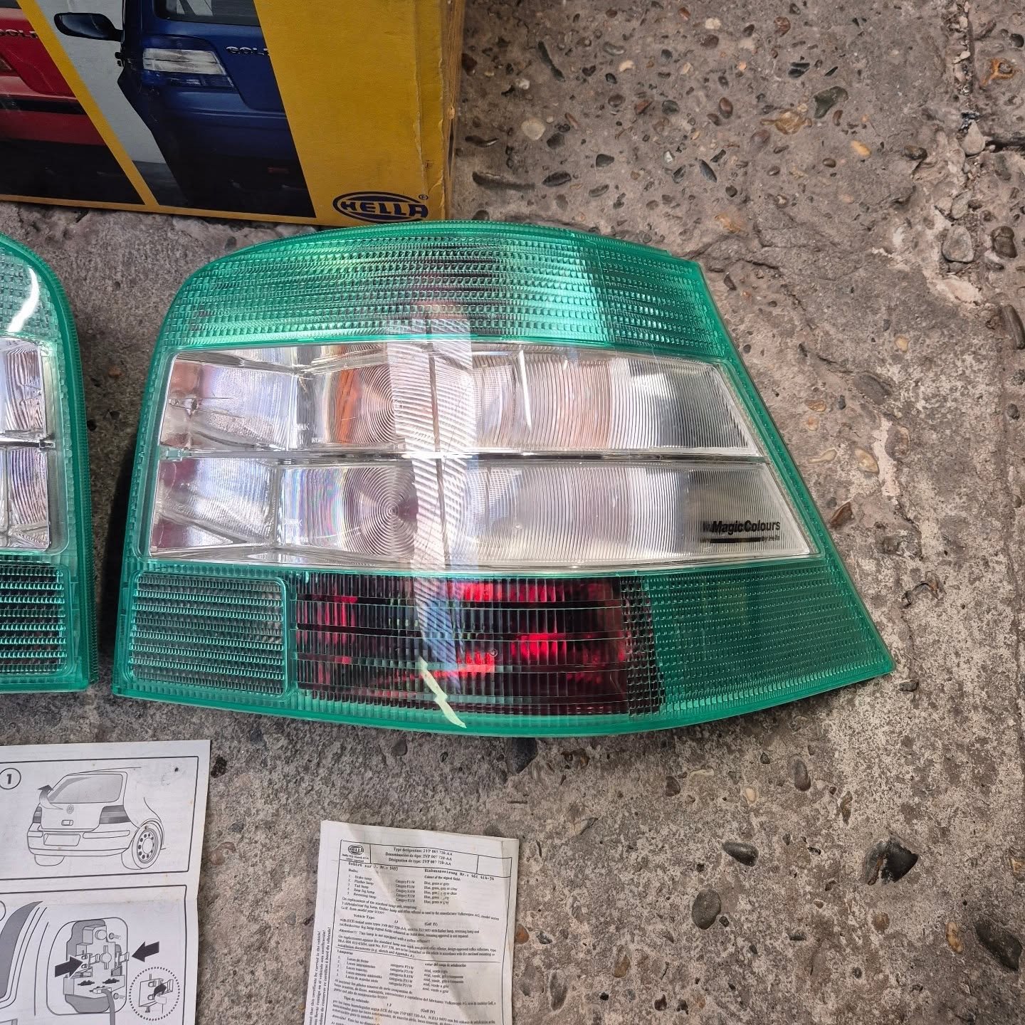 Feux arrière Hella Magic Golf MK4 – Image 4