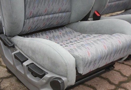 BMW E34 M5 Interior – Image 6