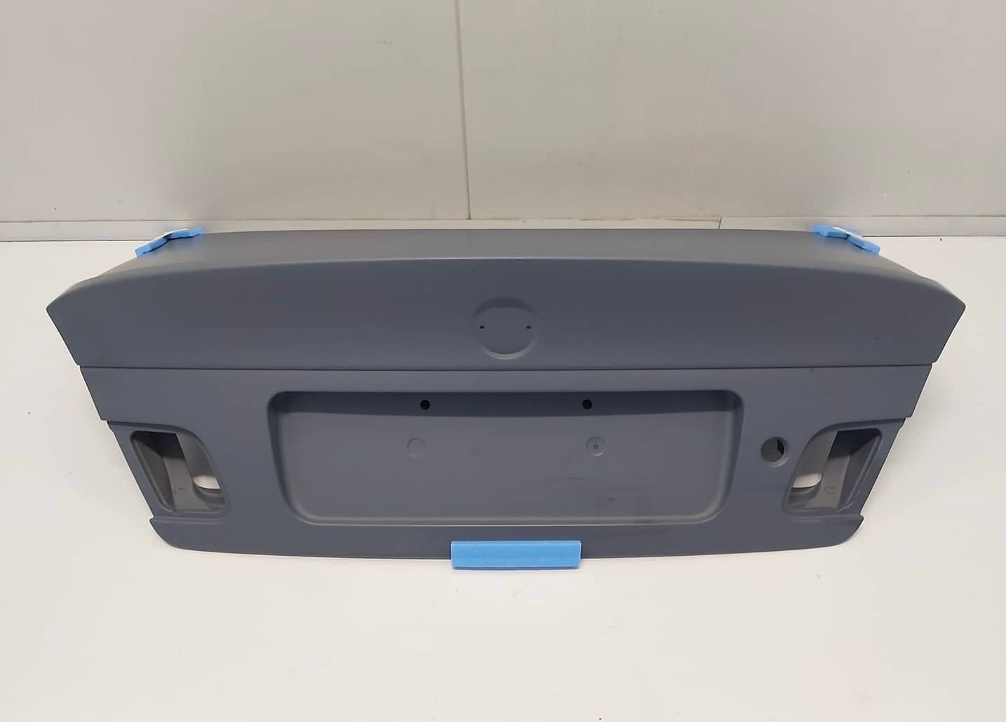 Couvercle de Coffre BMW E46 M3 CSL d’Origine Neuf – Image 4