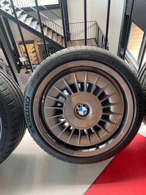 BMW E34 M5 Style 20 – Image 6